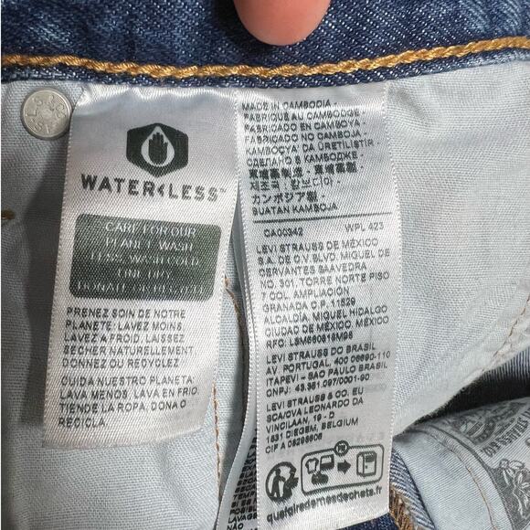 Levis‎ 501 Button Fly Womans Worn Out Jeans Size 30/30 Dark Blue - Picture 8 of 8